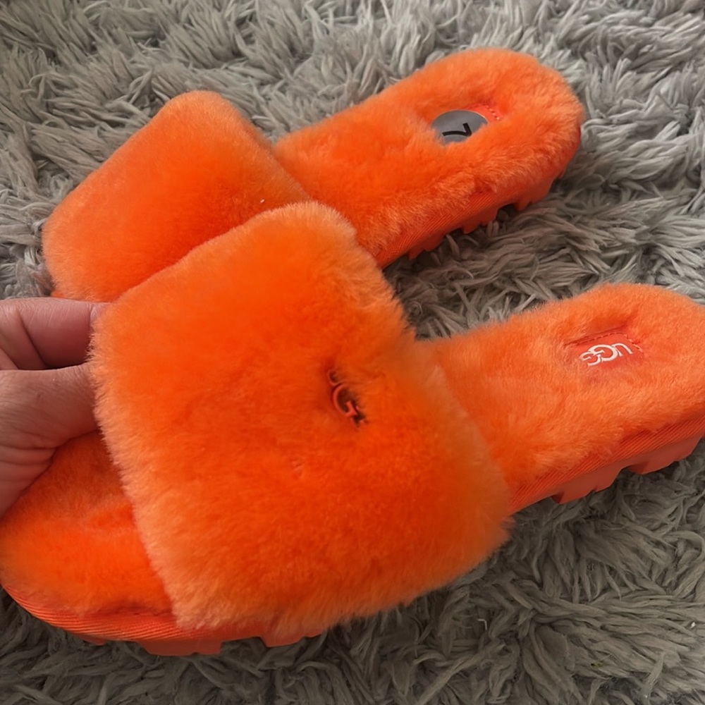 Ugg’s Sleeper Mint Condition No Box Run Like Size… - image 2